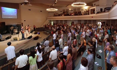 Bridges Worship Scene c