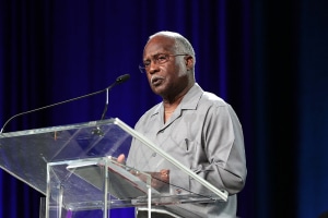 Former CBF Moderator Emmanuel McCall prays with the Assembly.