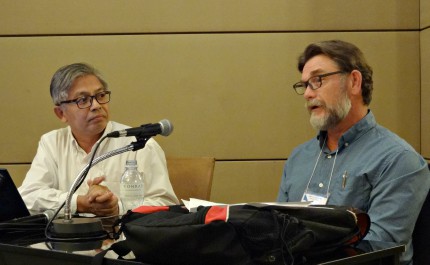 Aye Min, left, and Graham Walker speak at the BWA's Commission on Interfaith Relations about Baptist-Buddhist relationships. (Photo: Brian Kaylor)