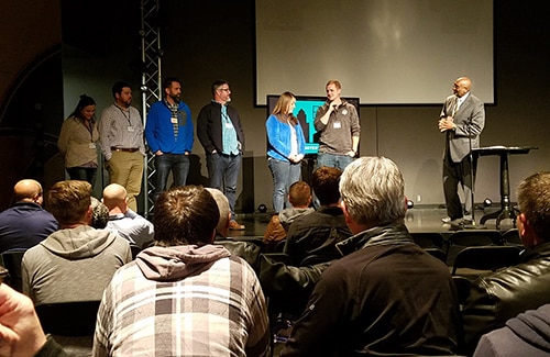 Robert Knight, president of the Baptist Convention of Iowa, recognizes new pastors and their spouses during the 2017 BCI annual meeting. (Photo: Jill Olsen/Baptist Convention of Iowa)