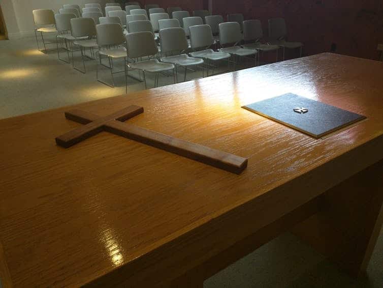 Pittsburgh International Airport’s interfaith reflection room. (Jeff Inglis, CC BY-NC-ND)