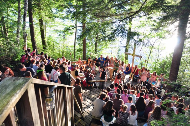 Campers attend a sunset vespers service during a family camp at Pilgrim Lodge in Maine. Photo by Lydia Hoffman/Pilgrim Lodge