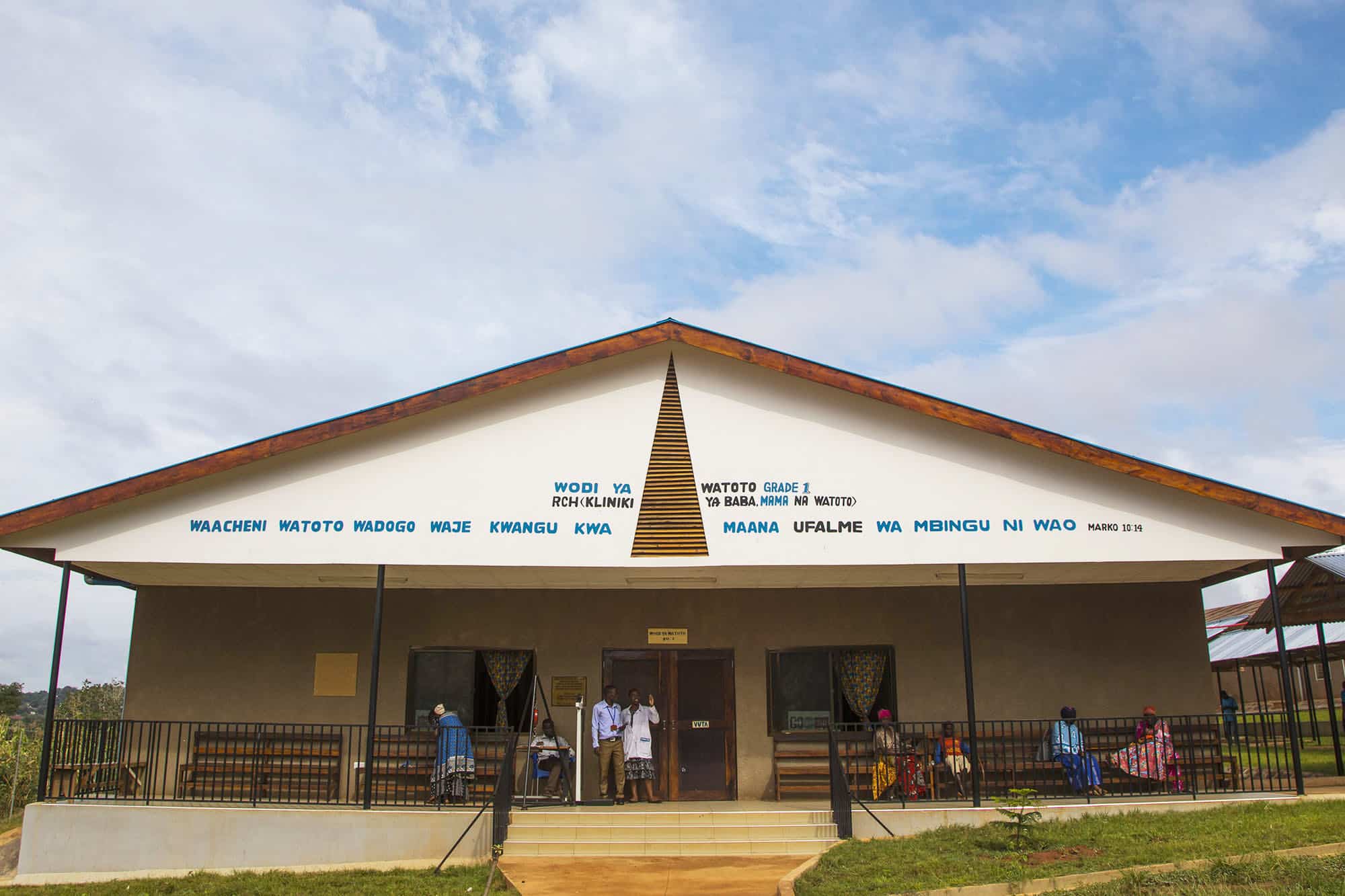 The Kigoma Baptist Hospital in Tanzania has become a beacon of hope to the surrounding area, thanks to the way churches support IMB medical missionaries Larry and Sally Pepper through giving and meeting tangible needs. IMB photo