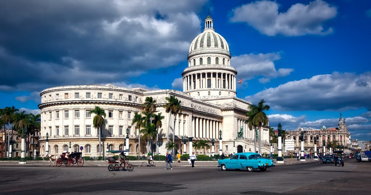Capitol building in Havana (Image by 12019 on Pixabay)