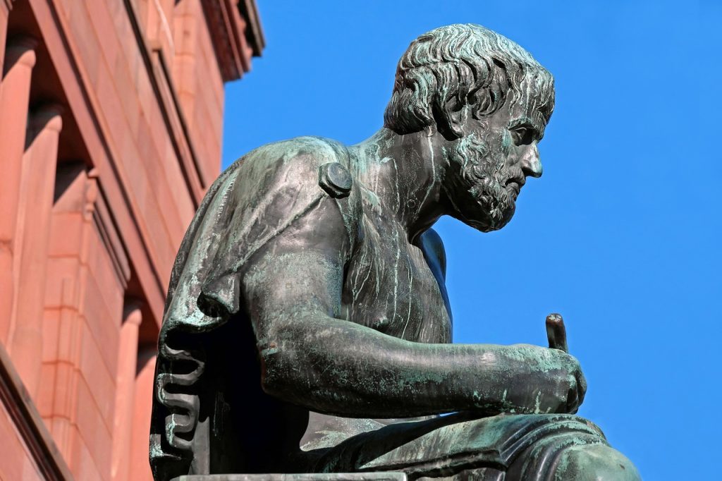 Aristotle statue (Pixabay)