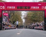 Eliud Kipchoge crosses finish line
