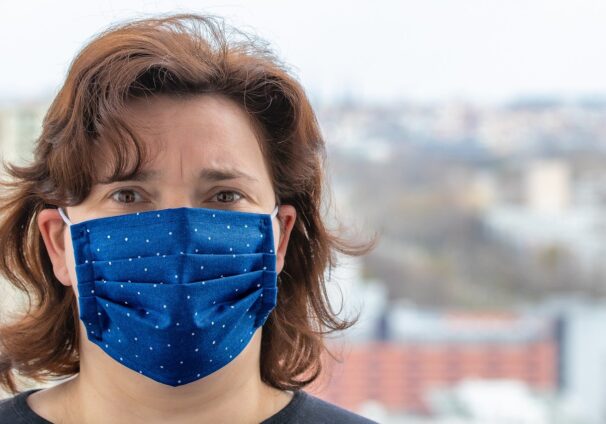 woman with face mask