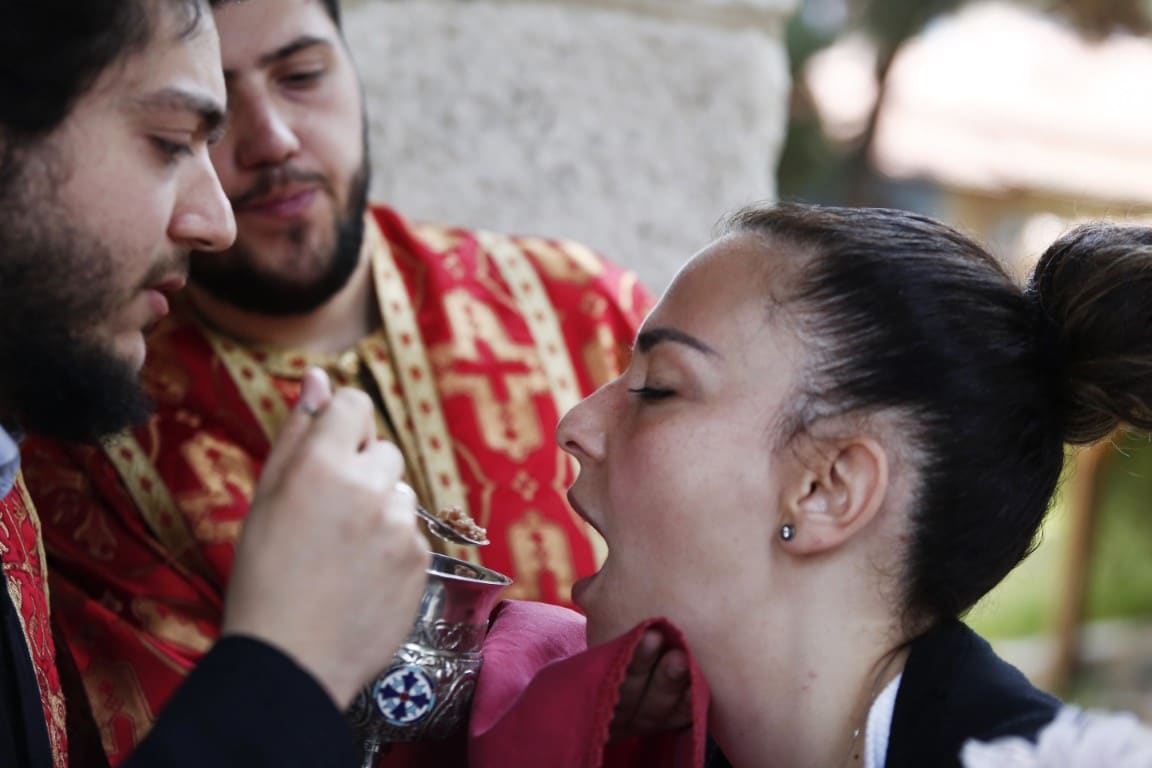 Communion Unchanged in Greek Orthodox Church Despite Virus Word&Way